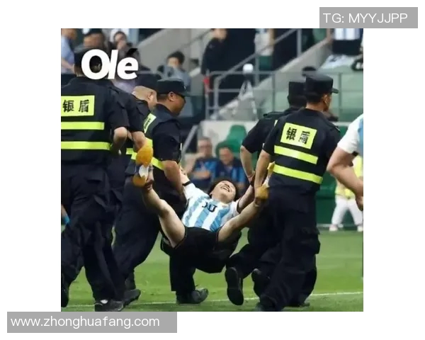 球迷炸锅：梅西这一行为引热议！